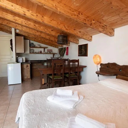 Apartment 207 - Mimosa, Terrazza, Giardino E Piscina - Cherry House Carro